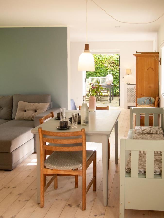 Kamilla'S Cottage, 1 Km. From The Beach Stege Exterior foto